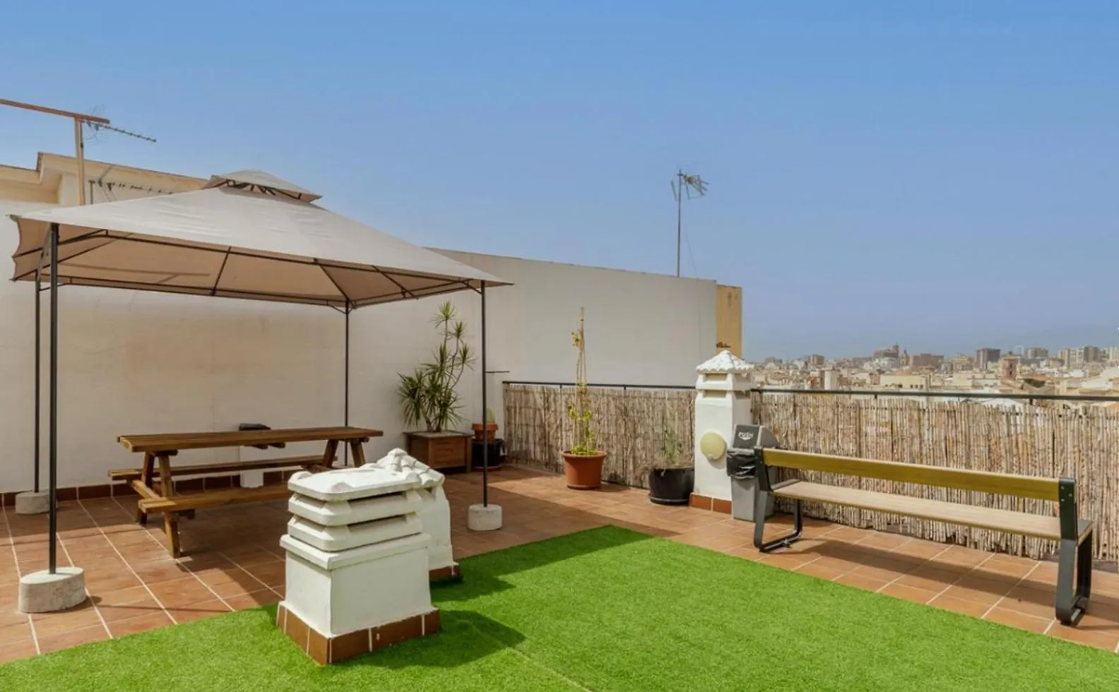 Apartamento Centrico La Merced - Free Parking & Free Gym Malaga Spain