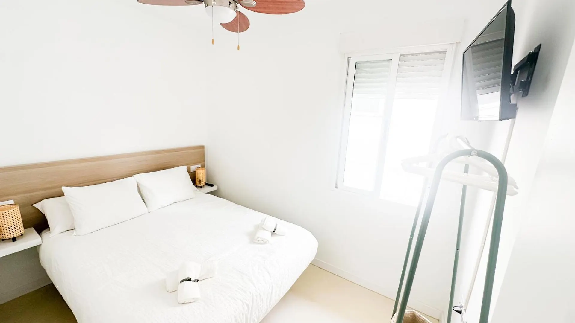 Apartamento Centrico La Merced - Free Parking & Free Gym Màlaga