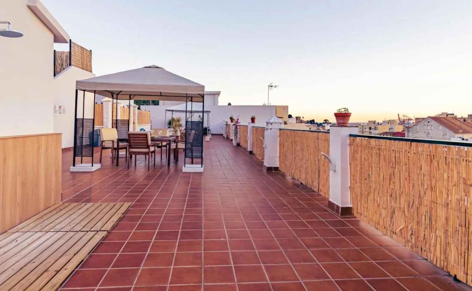 Apartamento Centrico La Merced - Free Parking & Free Gym Màlaga 0*,