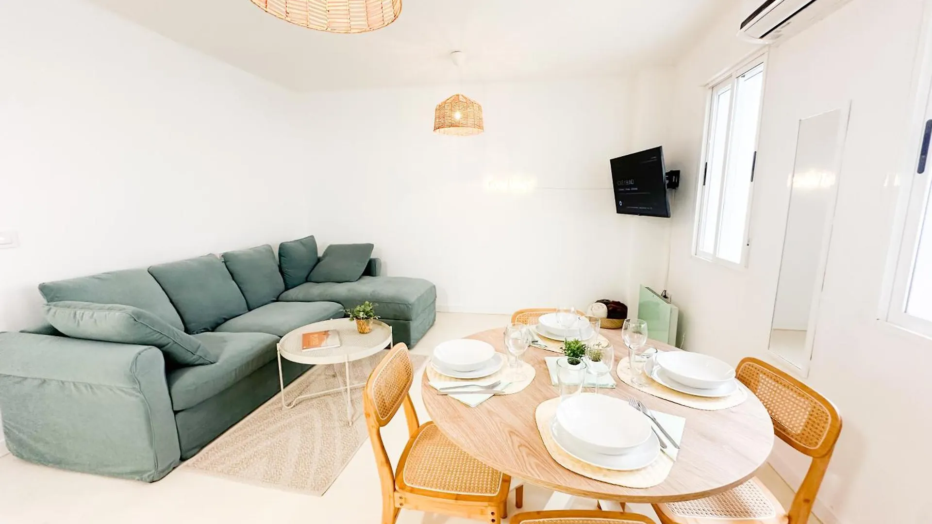 Apartamento Centrico La Merced - Free Parking & Free Gym Màlaga