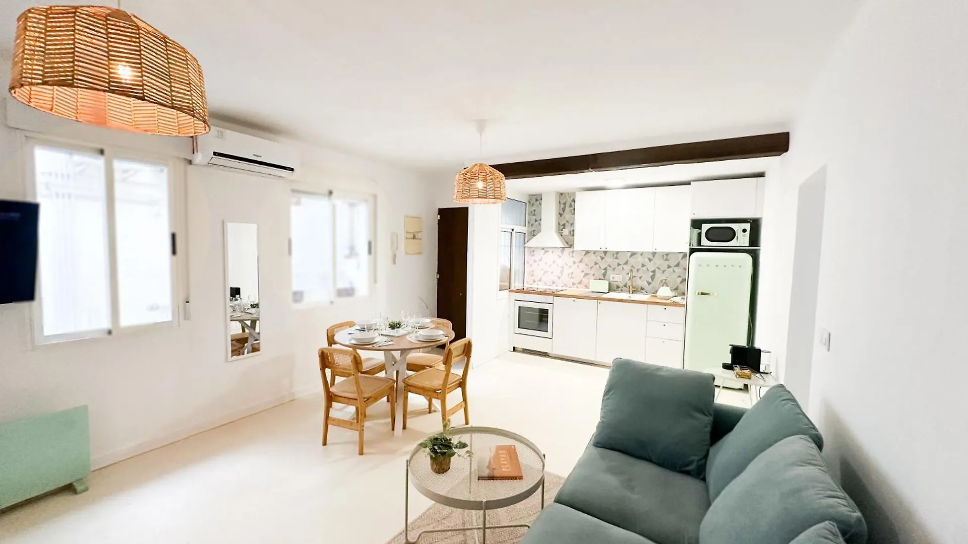 Apartamento Centrico La Merced - Free Parking & Free Gym Malaga