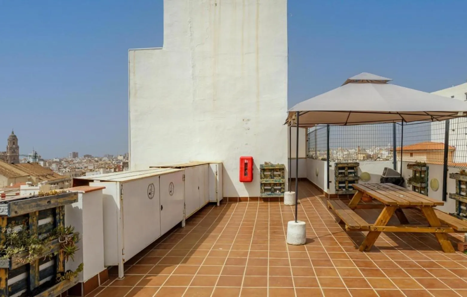 Apartamento Centrico La Merced - Free Parking & Free Gym Malaga 0*,  Spain